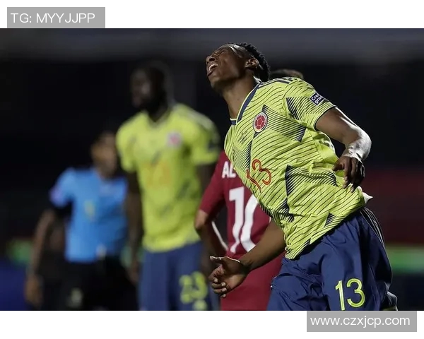 中国与哥伦比亚足球对决海报设计展现激情与梦想的碰撞